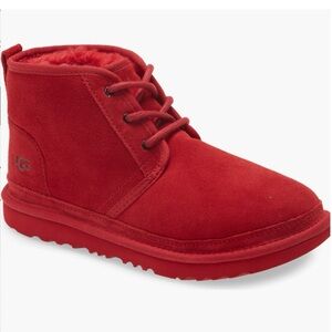 Pre-owned UGG Kids Water Resistant Chukka Boots (red) size 2 with shoe b…